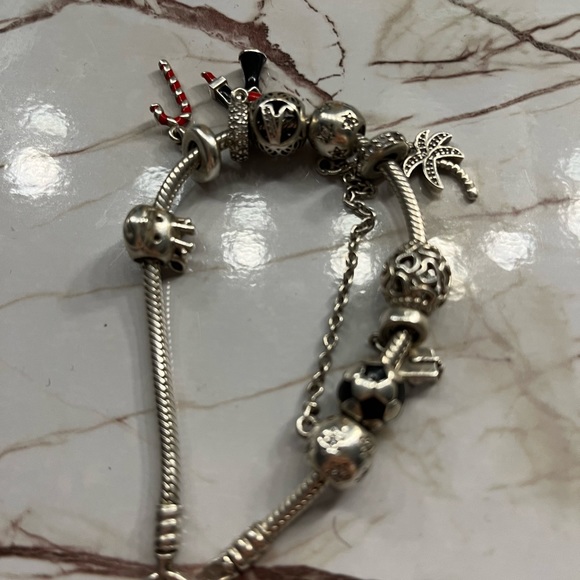 Pandora bracelets bundle - Picture 2 of 10